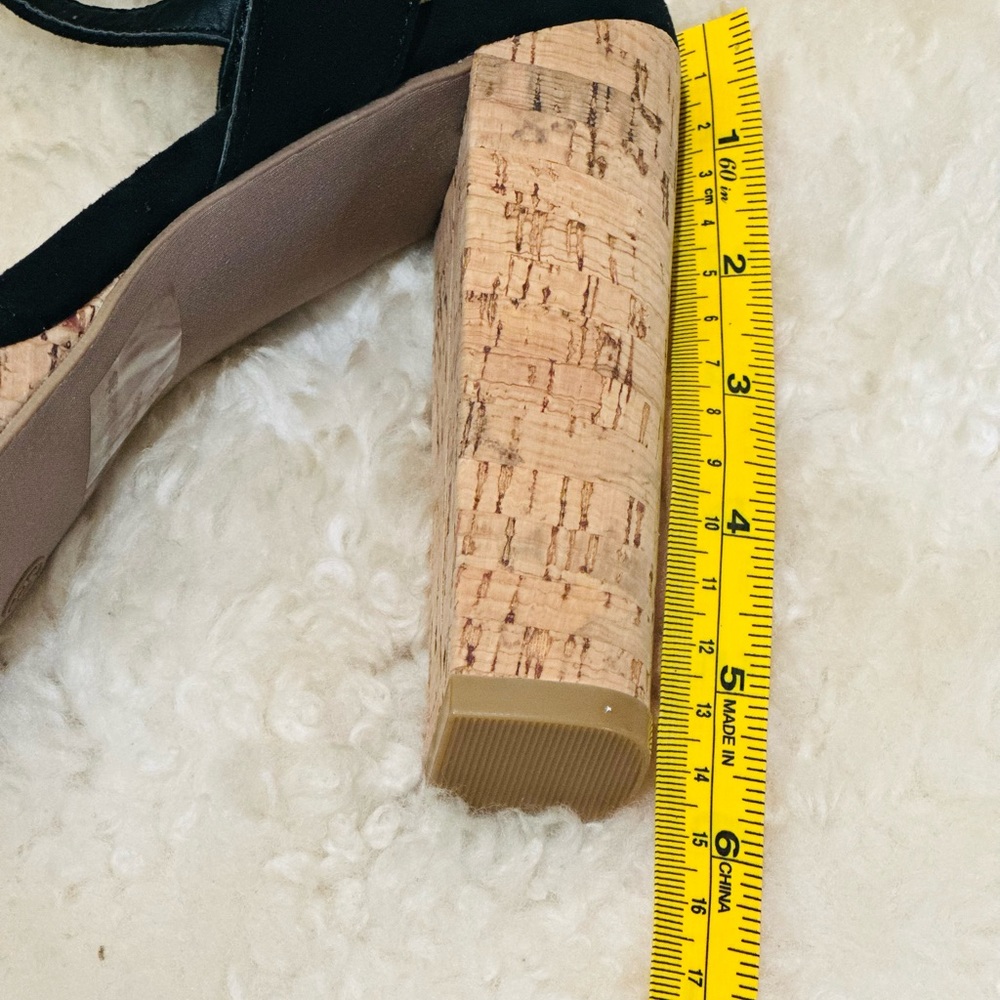 NEW Suede Ankle Strap Platform Chunky Heels Heeled Sandals Size 6 1/5 Black - Picture 6 of 8